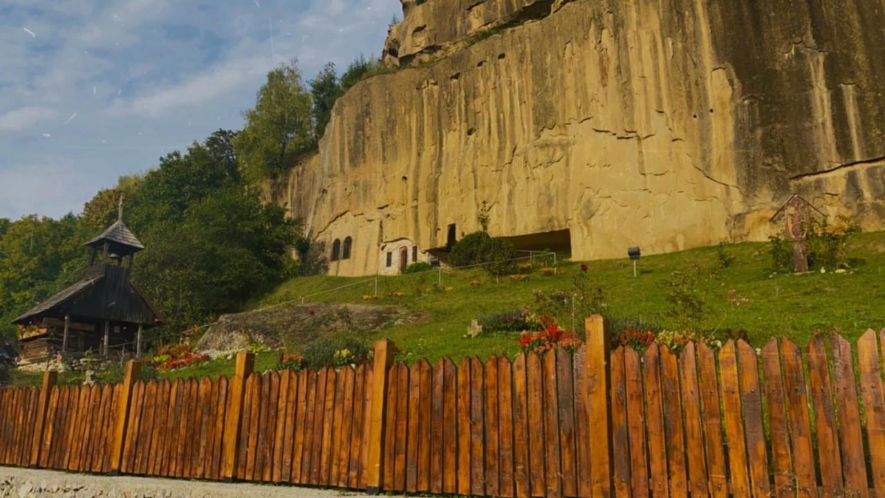 Pensiunea Colt De Rai Corbi Zewnętrze zdjęcie