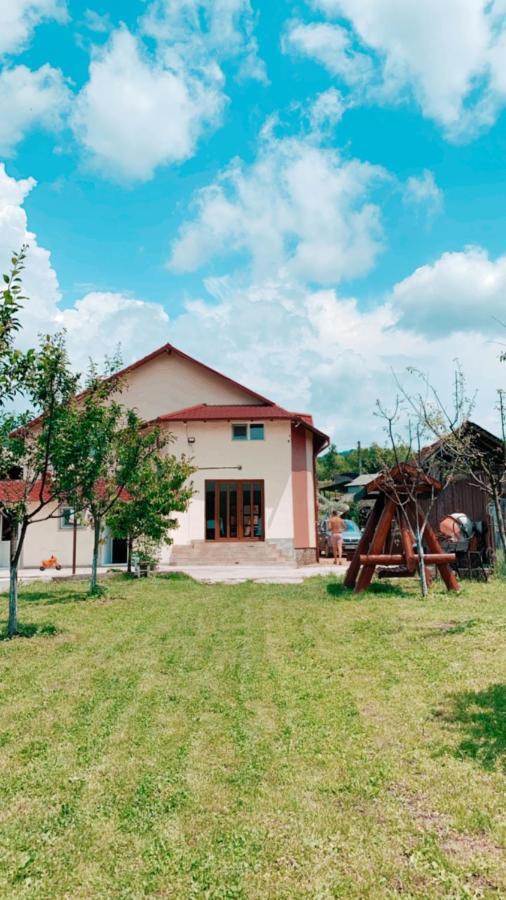 Pensiunea Colt De Rai Corbi Zewnętrze zdjęcie